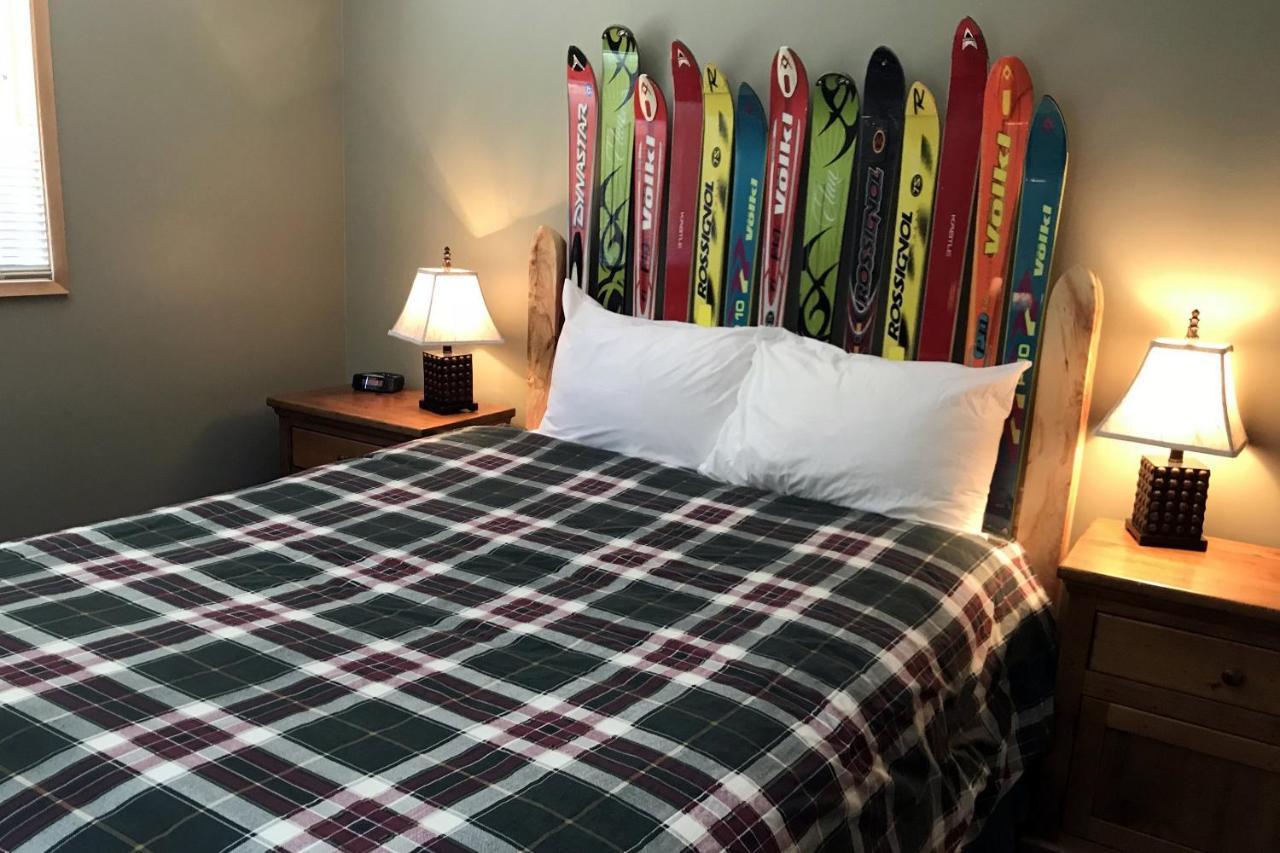 The Griz Inn By Park Vacation Management Fernie Bagian luar foto